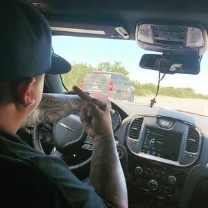 Meet your Posher, Juan